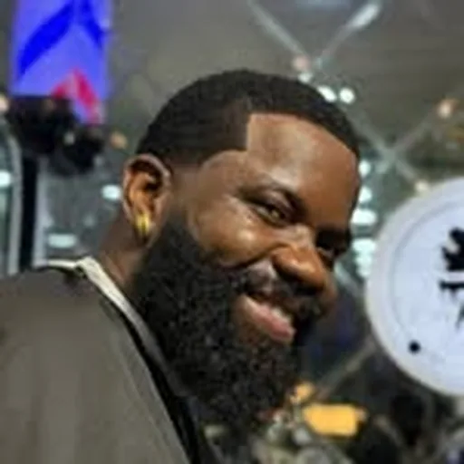 @lanreadediwura profile image