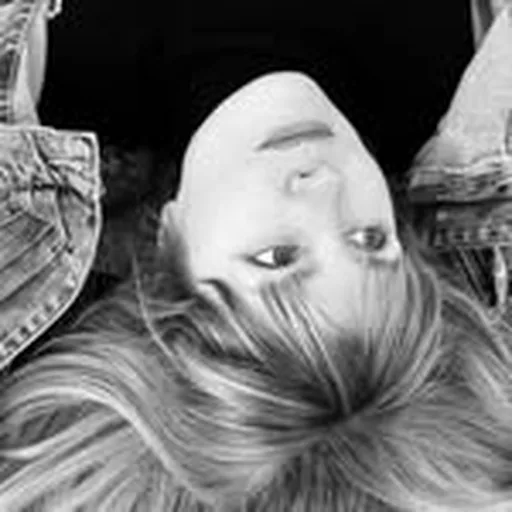 @lara_fein profile image