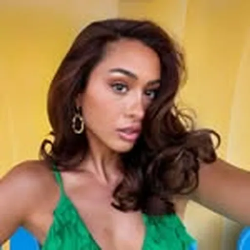 @laracallon profile image