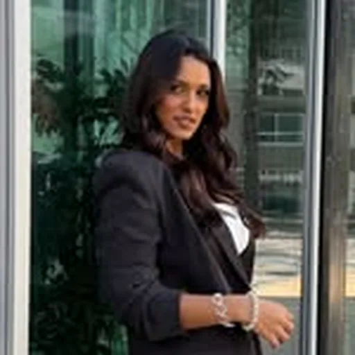 @laradlopes_ profile image