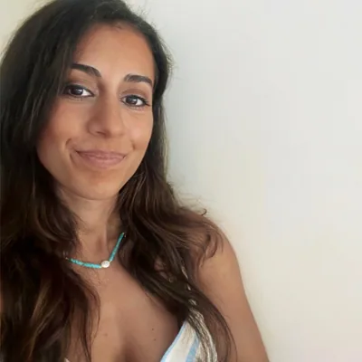 @larasayegh.art profile image