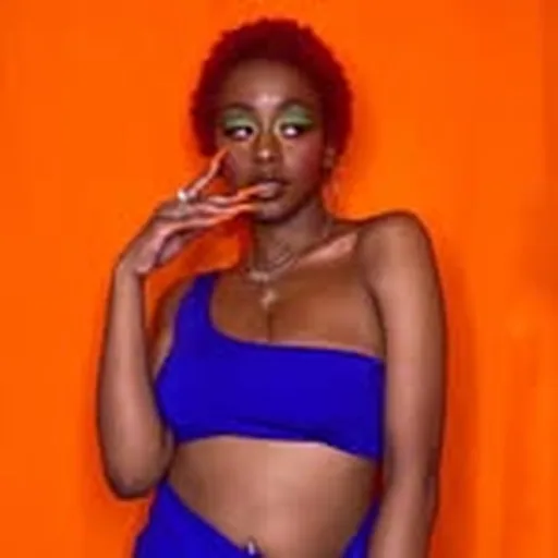 @lareinanegraa profile image