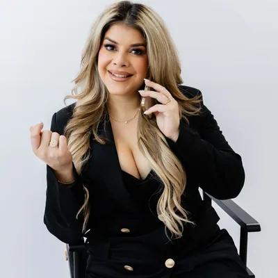 @laroman.beautynurse profile image
