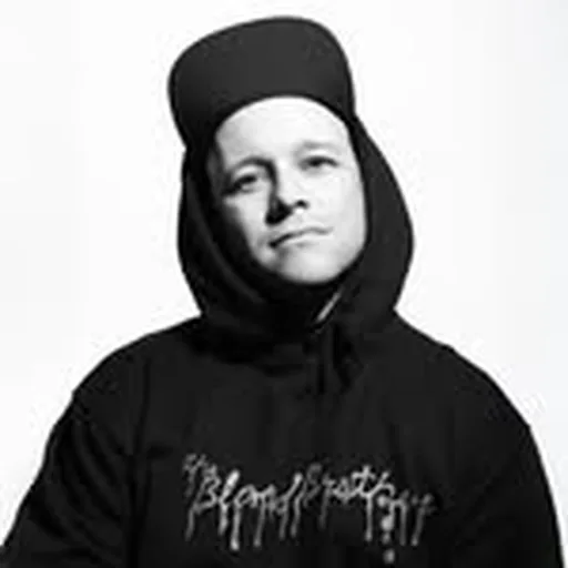 @larvalungs profile image