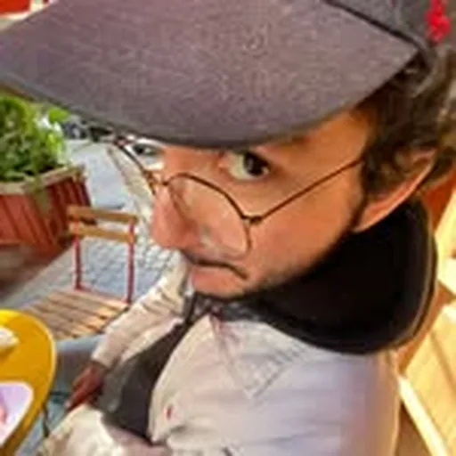 @lary_med profile image