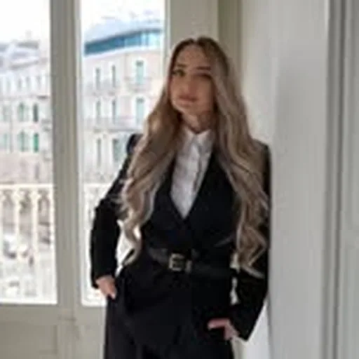 @lash_uvarova profile image