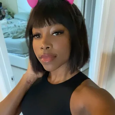 @lashfiend_ profile image