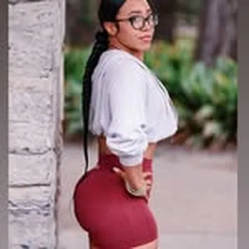 @latialovestolift profile image