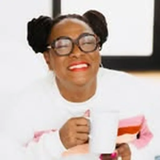 @latoyiadennis profile image