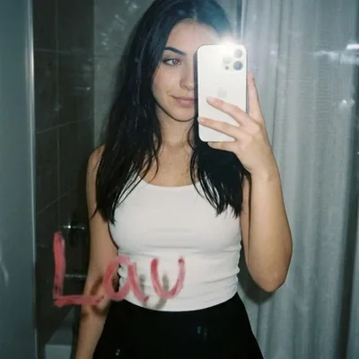 @lau.avril.mrtz profile image