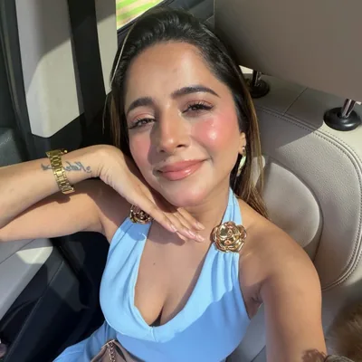 @laughwithkate19 profile image