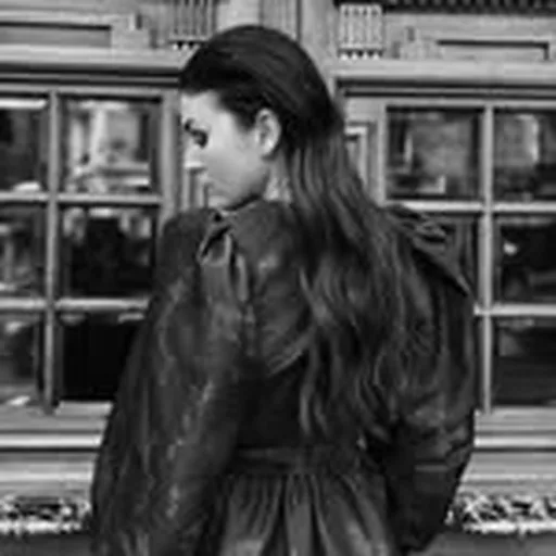 @laura_nrml profile image