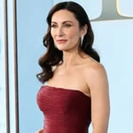 @laurabenanti profile image