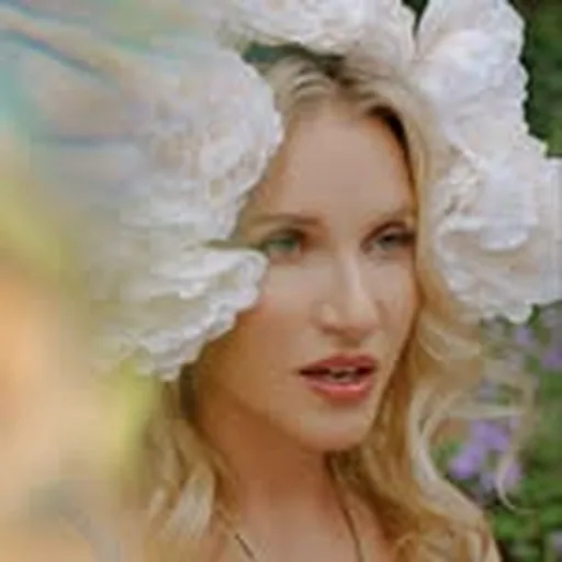 @lauraescude profile image