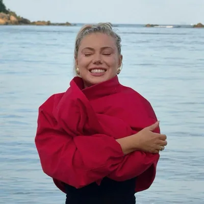 @laurajadestone profile image