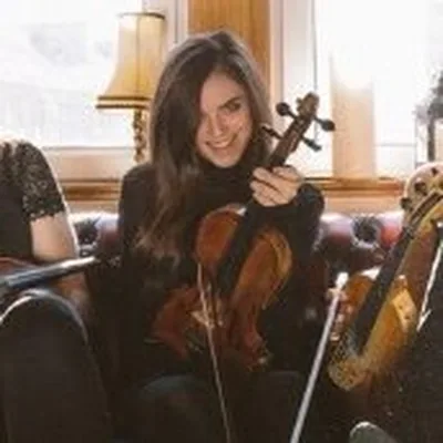 @laurajwilkie profile image