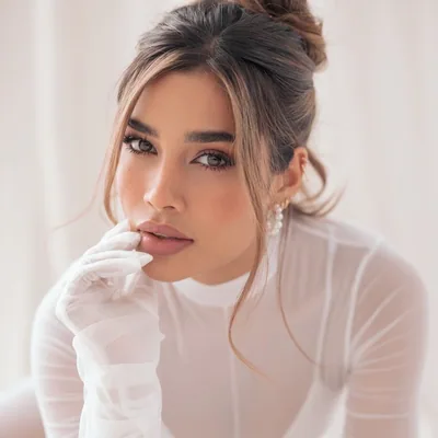@lauralamuss profile image