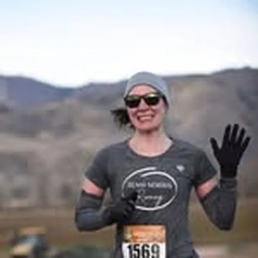 @lauranorrisrunning profile image