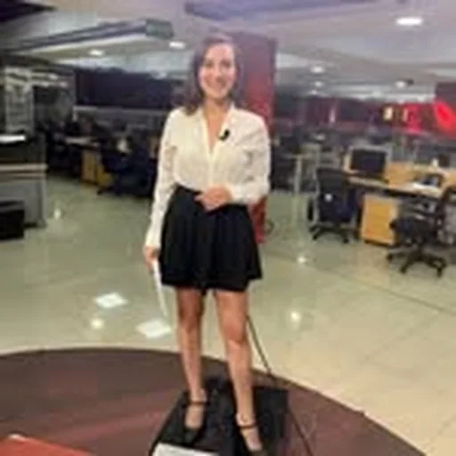 @laurasanley profile image