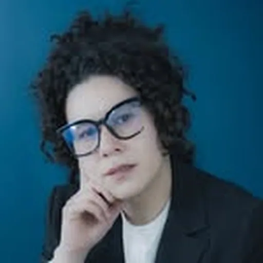 @laurauribe profile image