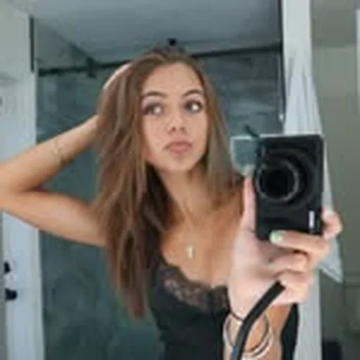 @laurenmahann profile image