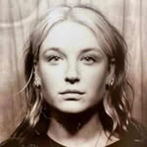 @lauresque profile image