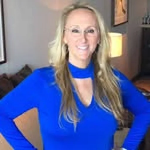 @lauriefinkelsteinreader profile image