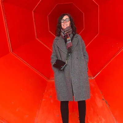 @laurieskantzosart profile image