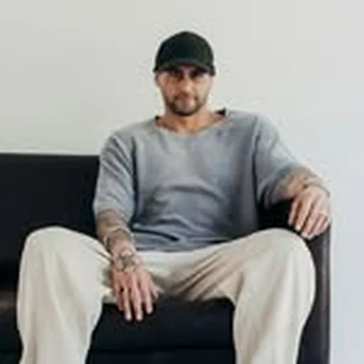 @lavomusic profile image