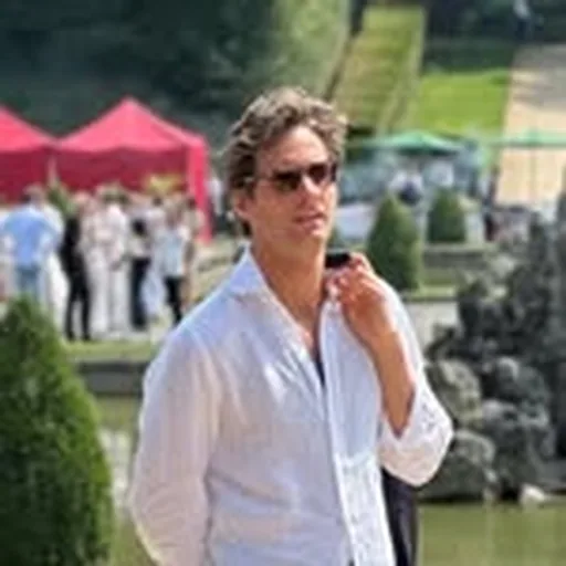 @lawrencevh profile image