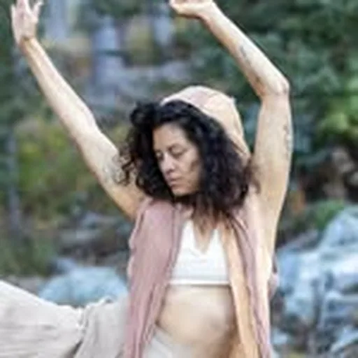 @leah_lipson profile image
