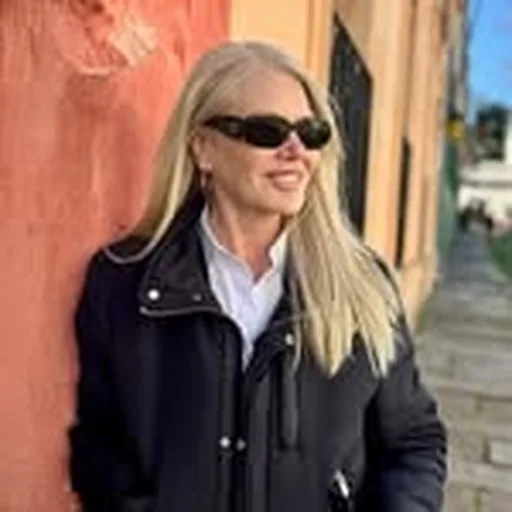 @leighannadam profile image