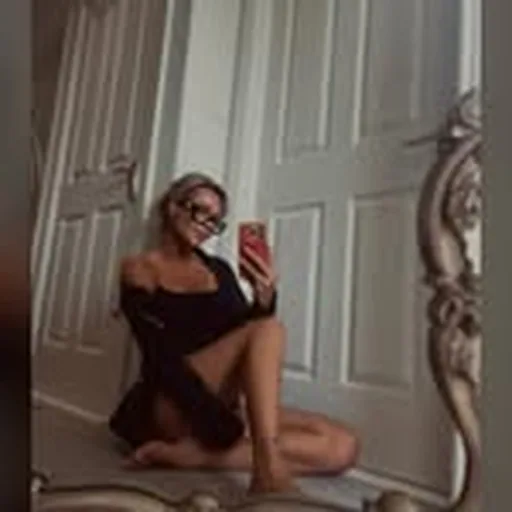 @lenalenaxx profile image