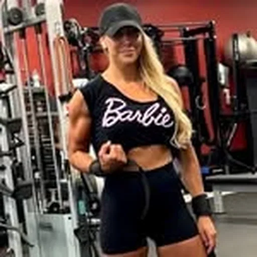 @leslieannofficial profile image