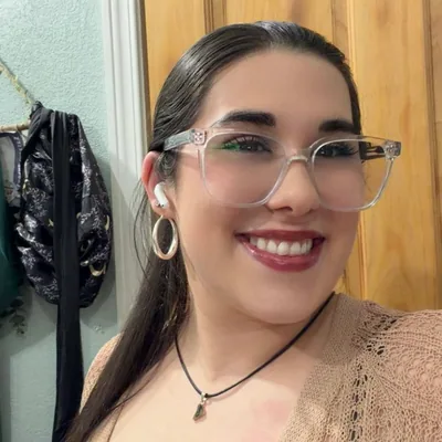 @leslieerin__ profile image