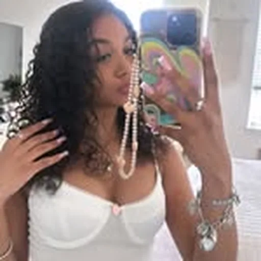 @lexivee profile image