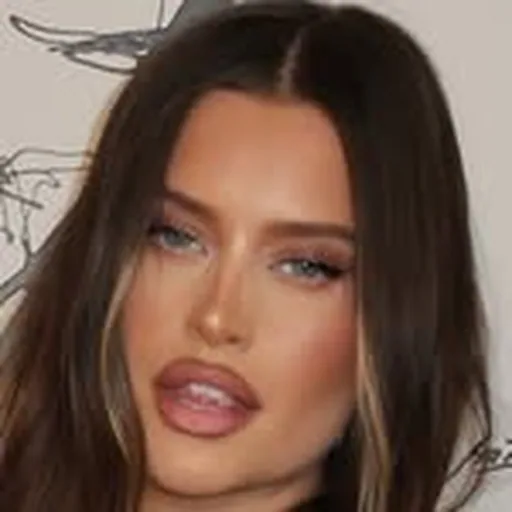 @lexiwood profile image