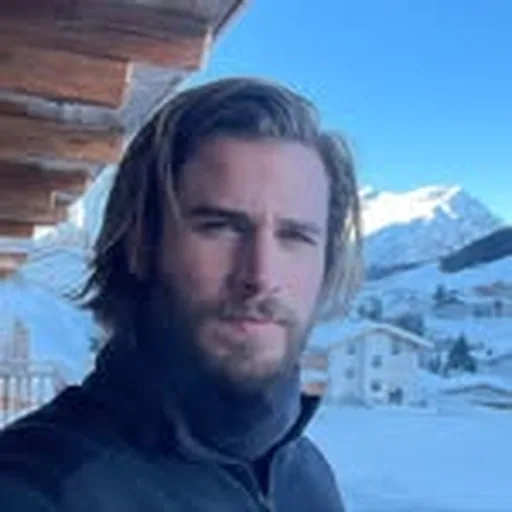 @liamhemsworth profile image