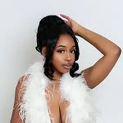 @lifeofniya_ profile image
