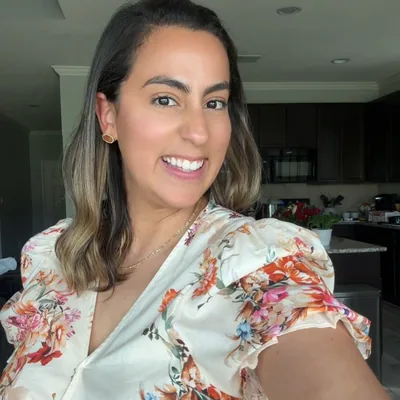 @lifewithjeseniaa profile image