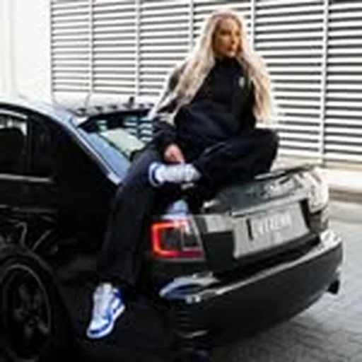 @lil_vixenn profile image