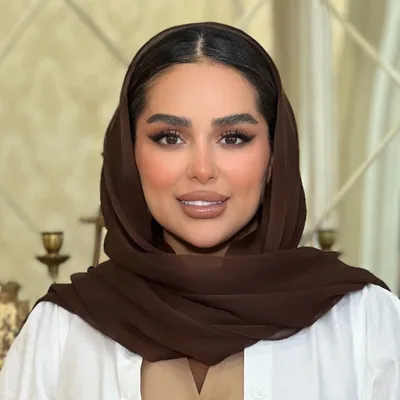 @lilirezaeemakeup profile image
