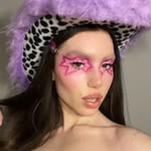 @lillikellymakeup profile image