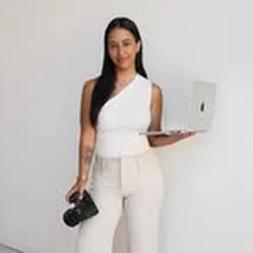 @lilyanahangelphotography profile image