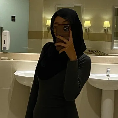 @lindaasmagraha profile image