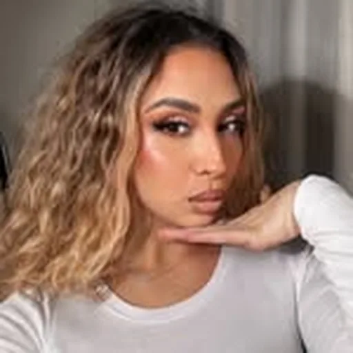 @lindaponce__ profile image