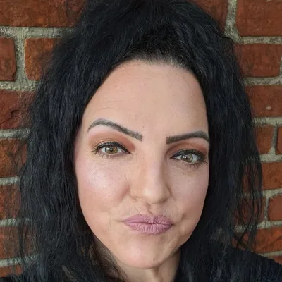 @lindasengers81 profile image