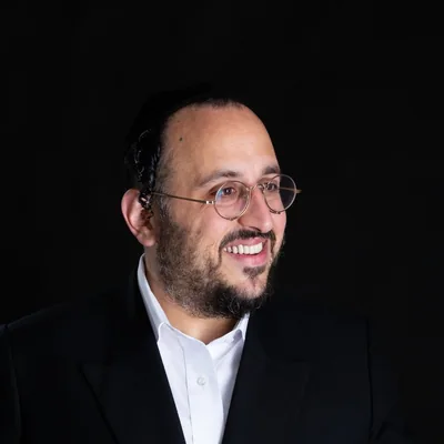 @lipa_schmeltzer profile image