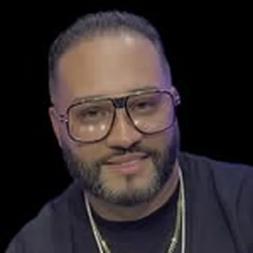 @liquidguira profile image