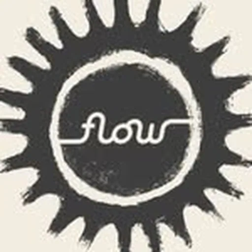 @livelifeinflow profile image